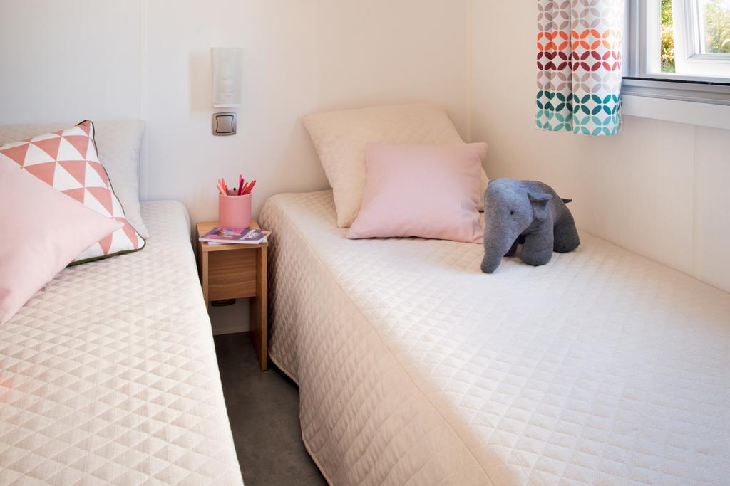 Camping La Sousta**** Remoulins Bagian luar foto